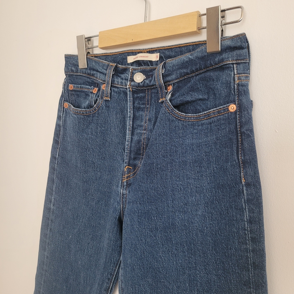 Levi's Wedgie Straight Medium Wash Denim Jeans Size W 26 L26 Women Frayed Hem - Picture 5 of 11